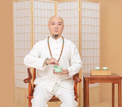 方东.jpg